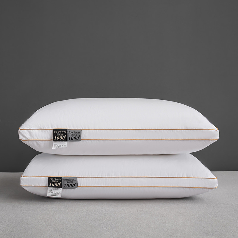 Pillow síos tríthoiseach ard-deireadh